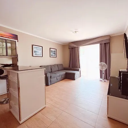 In Paraiso Royal, Playa De Americas *